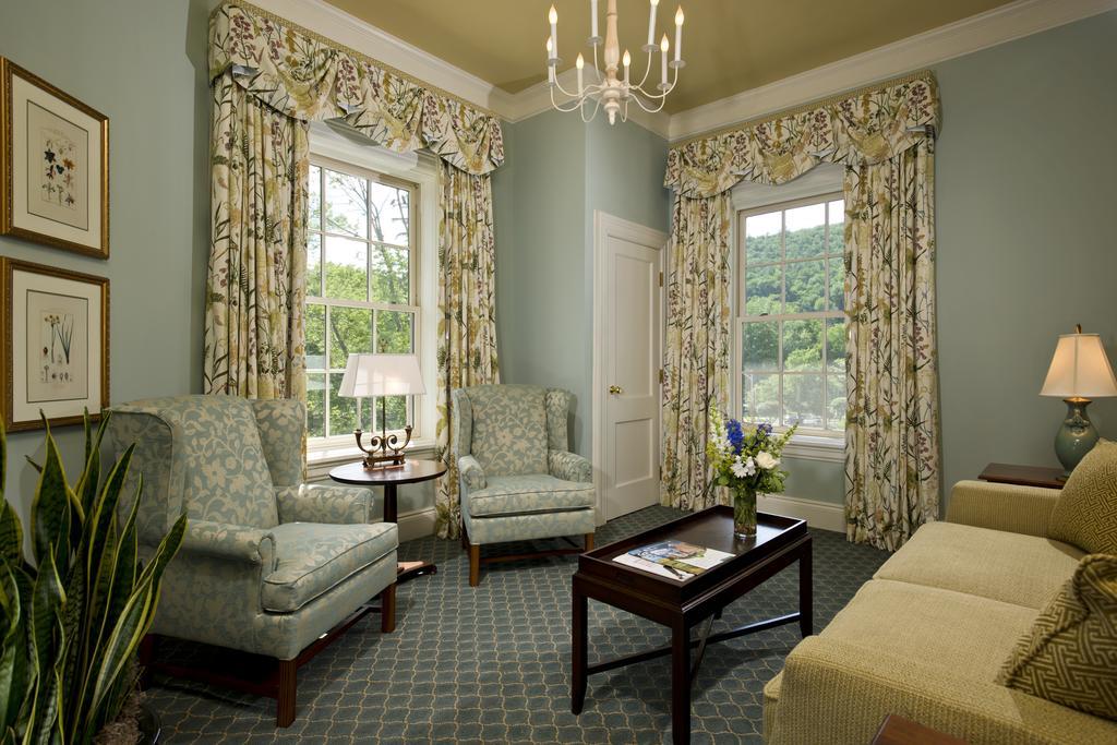 The Otesaga Resort Hotel Cooperstown Exterior foto